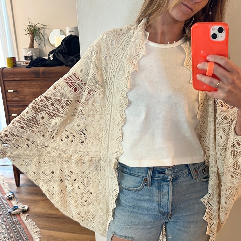 Jen’s Pirate Booty Lace Cover Up 🦋
